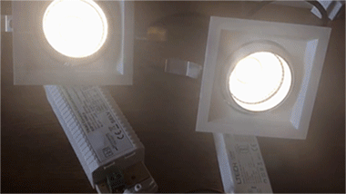 相同灯具使用不同调光驱动器灯光效果对比